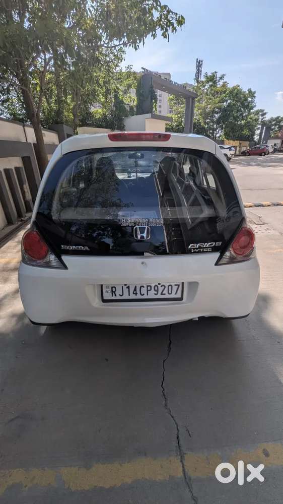 Honda Brio 2012 Petrol Well Maintained