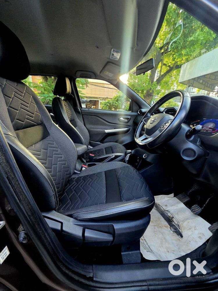 Nissan Magnite 1.0 Xv Premium Turbo Cvt, 2021, Petrol