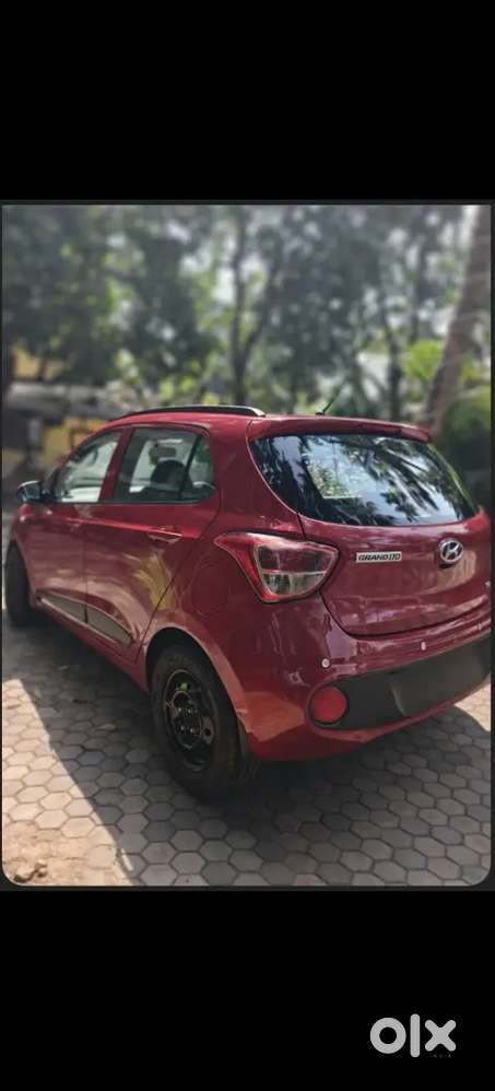 Hyundai Grand I10 2019 Petrol 95000 Km Driven