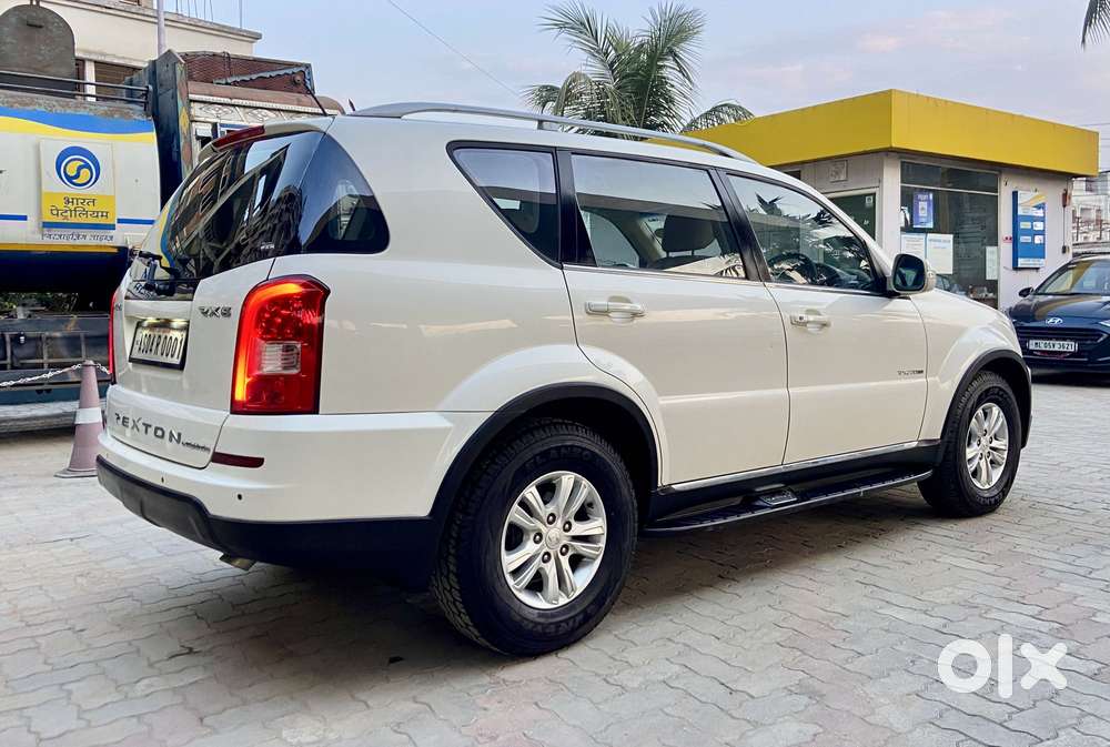 Mahindra Ssangyong Rexton Rx6, 2017, Diesel
