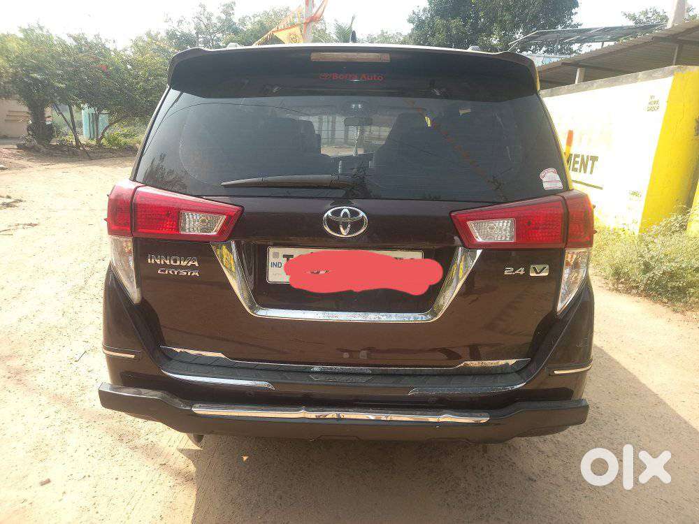 Toyota Innova Crysta 2.4 V 7 Str, 2017, Diesel