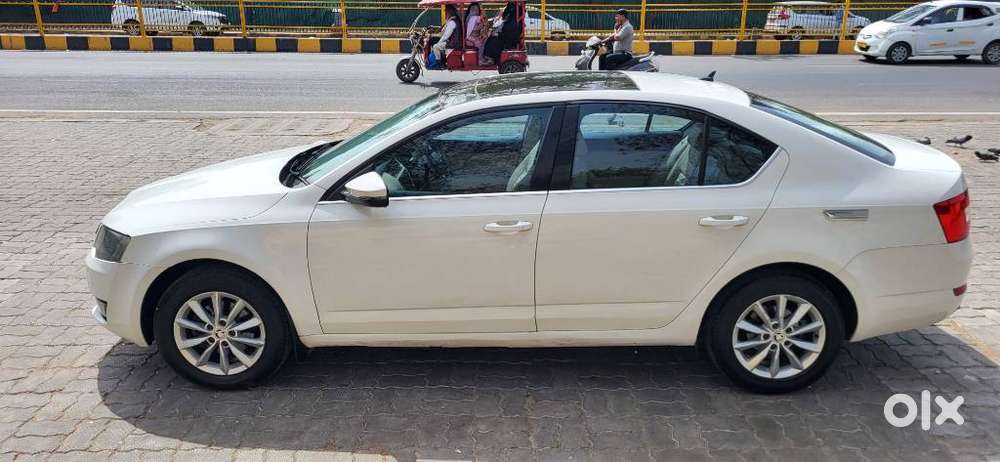 Skoda Octavia 2.0 Tdi At Style Plus, 2017, Diesel