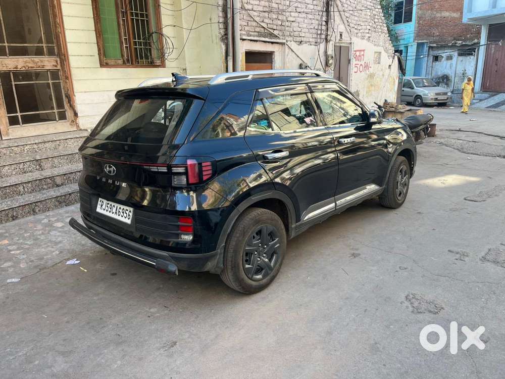 Hyundai Venue S (o) 1.2 Petrol Knight Edition, 2024, Petrol