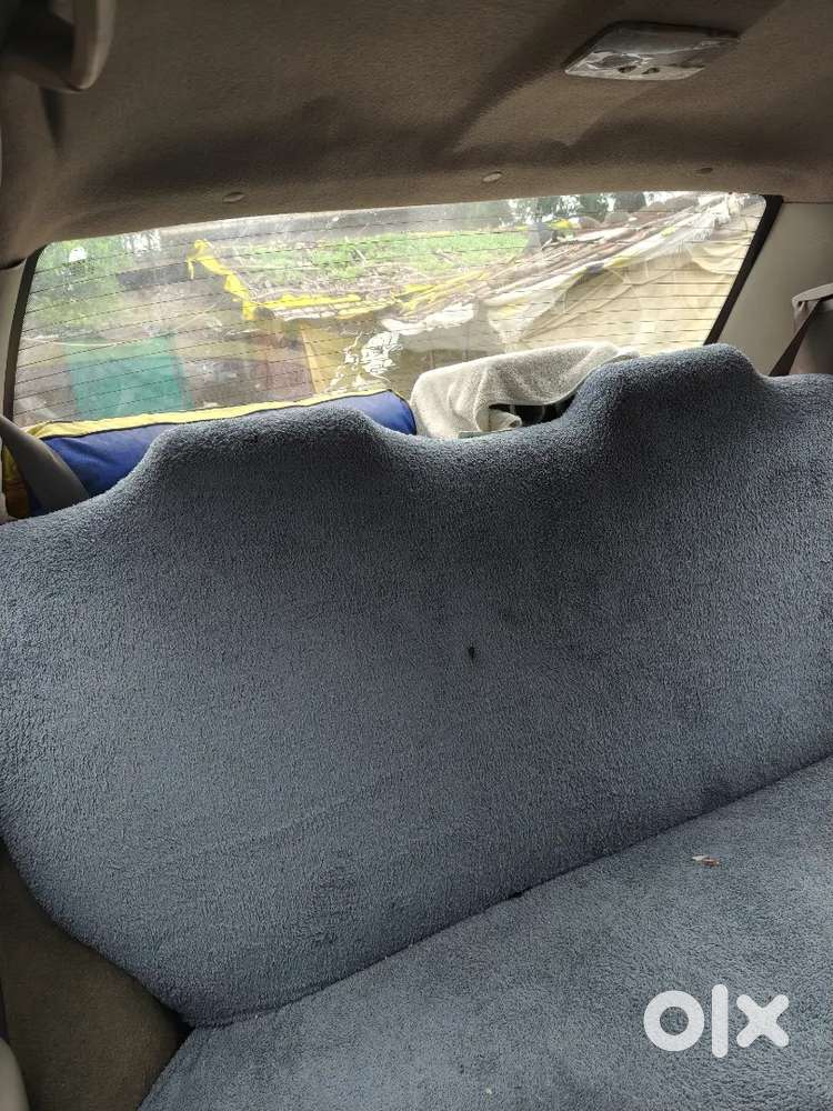 मैने नई गाड़ी ले ली है इसलिए पुरानी बेचना है