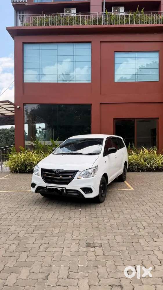 Toyota Innova 2013