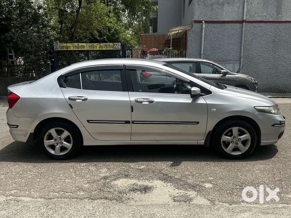 Honda City E Mt, 2012, Cng & Hybrids