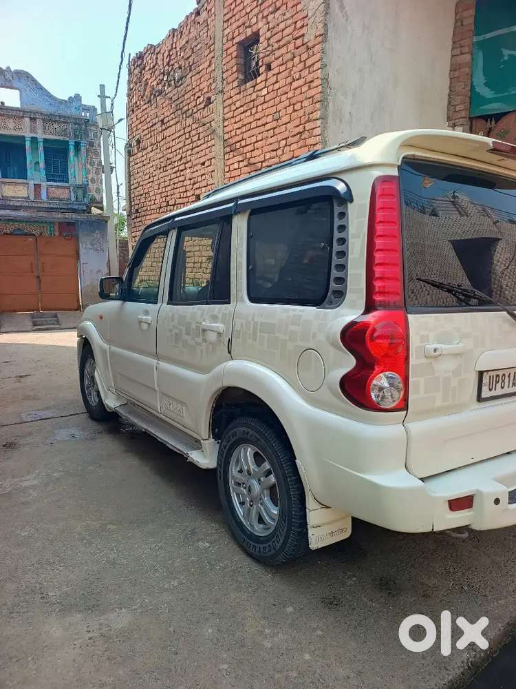 New Car Leni Hai