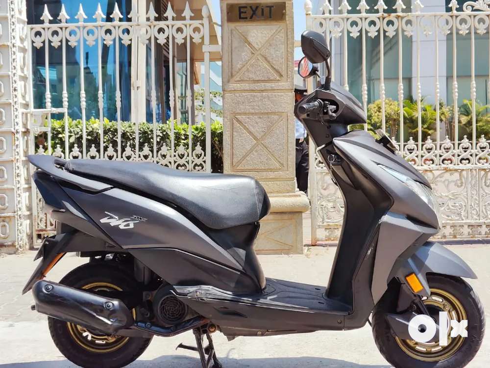 honda dio bs4 central panel price