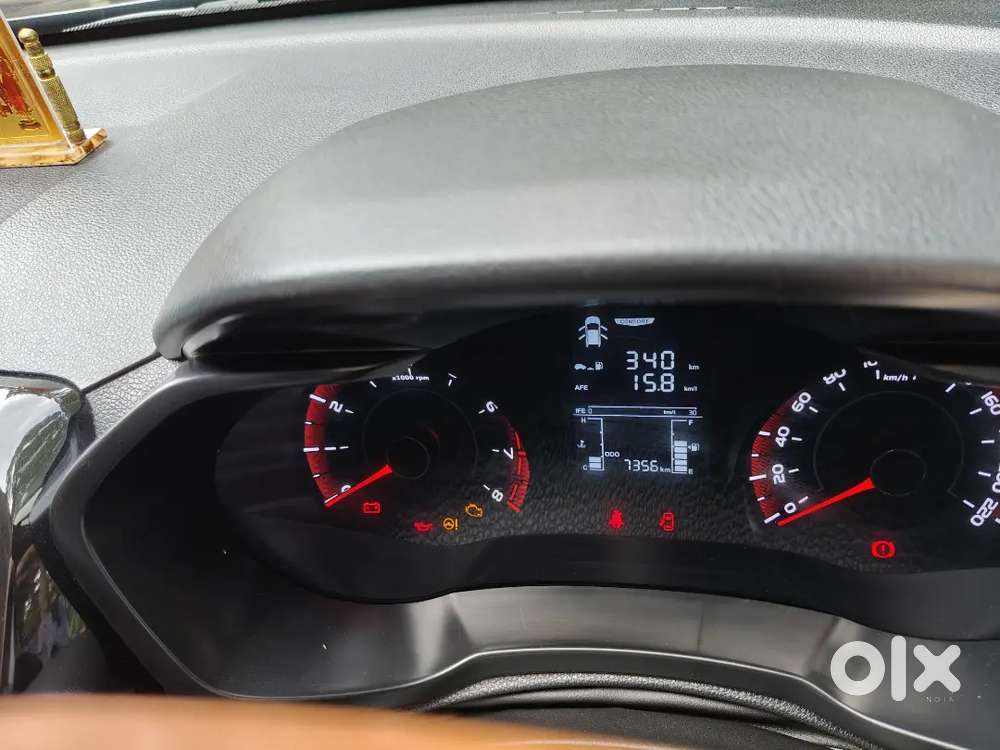 Mahindra Xuv 3xo Petrol Manual 2025