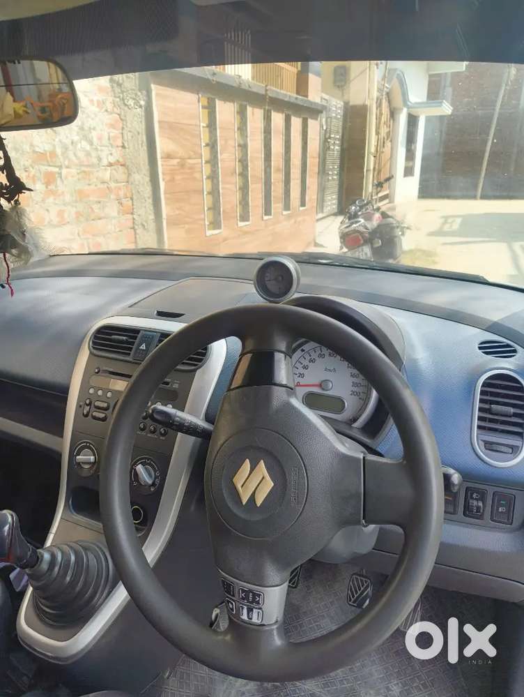 Maruti Suzuki Ritz 2010 Cng & Hybrids 70000 Km Driven 30
 Mailege Hai