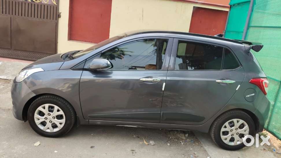 Hyundai I10 Sportz, 2014, Petrol