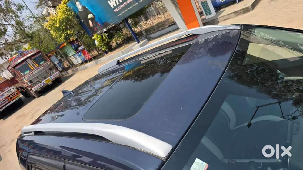 New Tyres. Sunroof