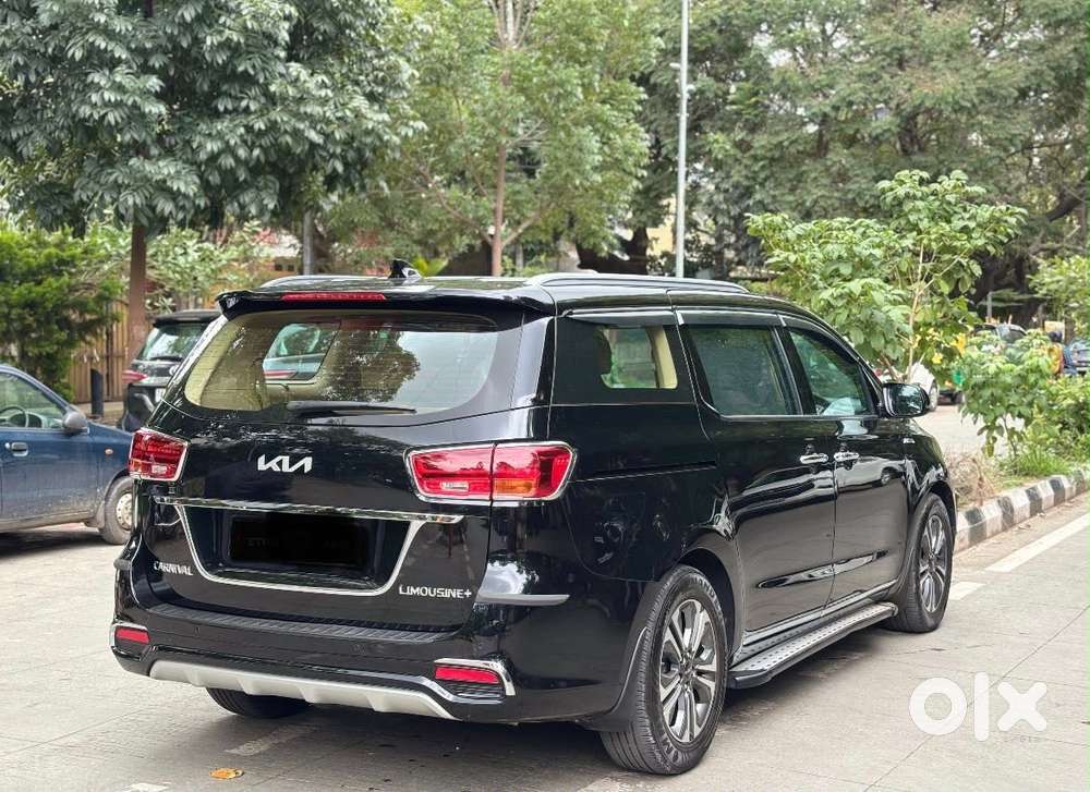 Kia Carnival Limousine Plus 7 Str, 2022, Diesel