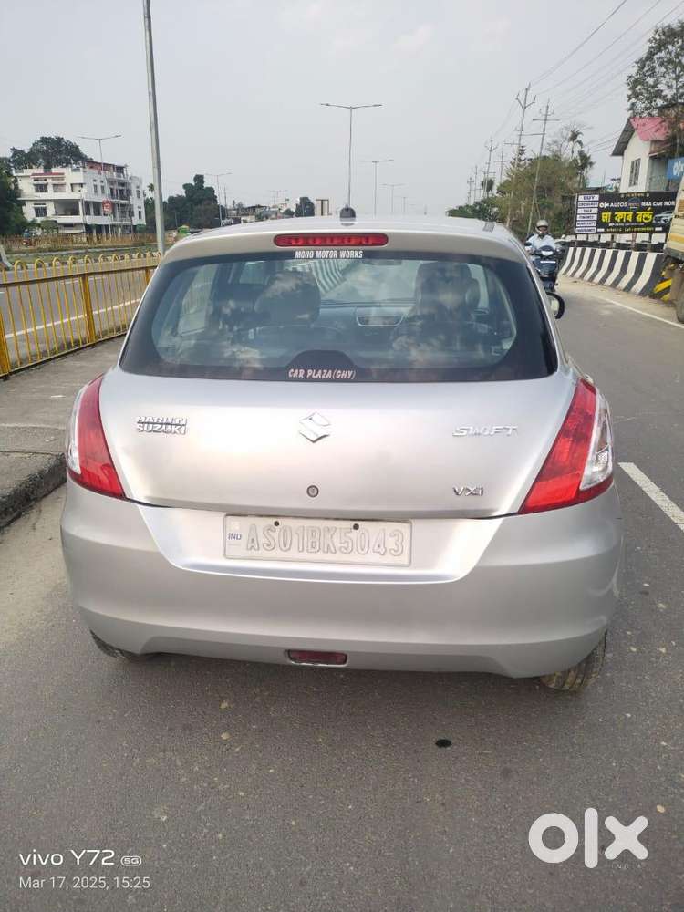 Maruti Suzuki Swift 1.2 Vxi (o), 2015, Petrol