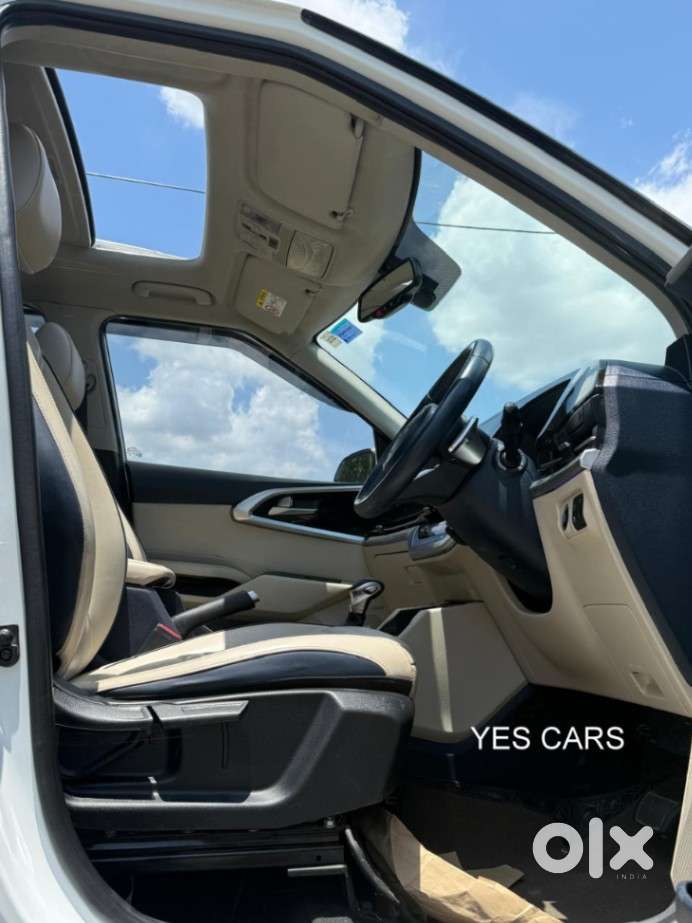 Kia Carens 1.4 Luxury Plus 6 Str, 2023, Petrol