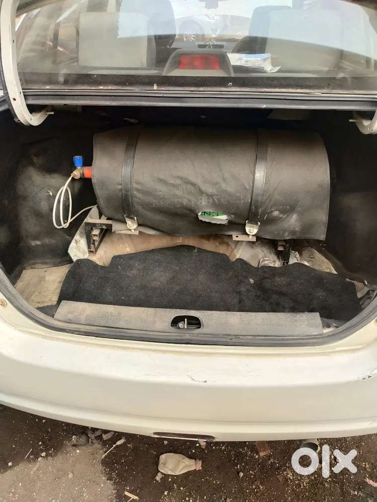 Maruti Suzuki Swift Dzire 2009