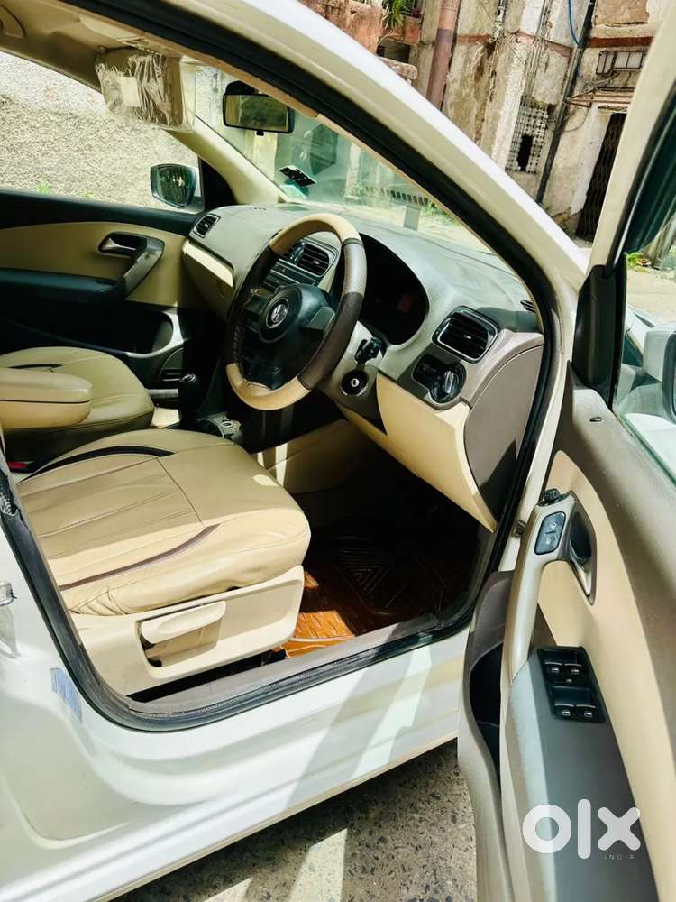 Volkswagen Vento Petrol Highline, 2012, Petrol