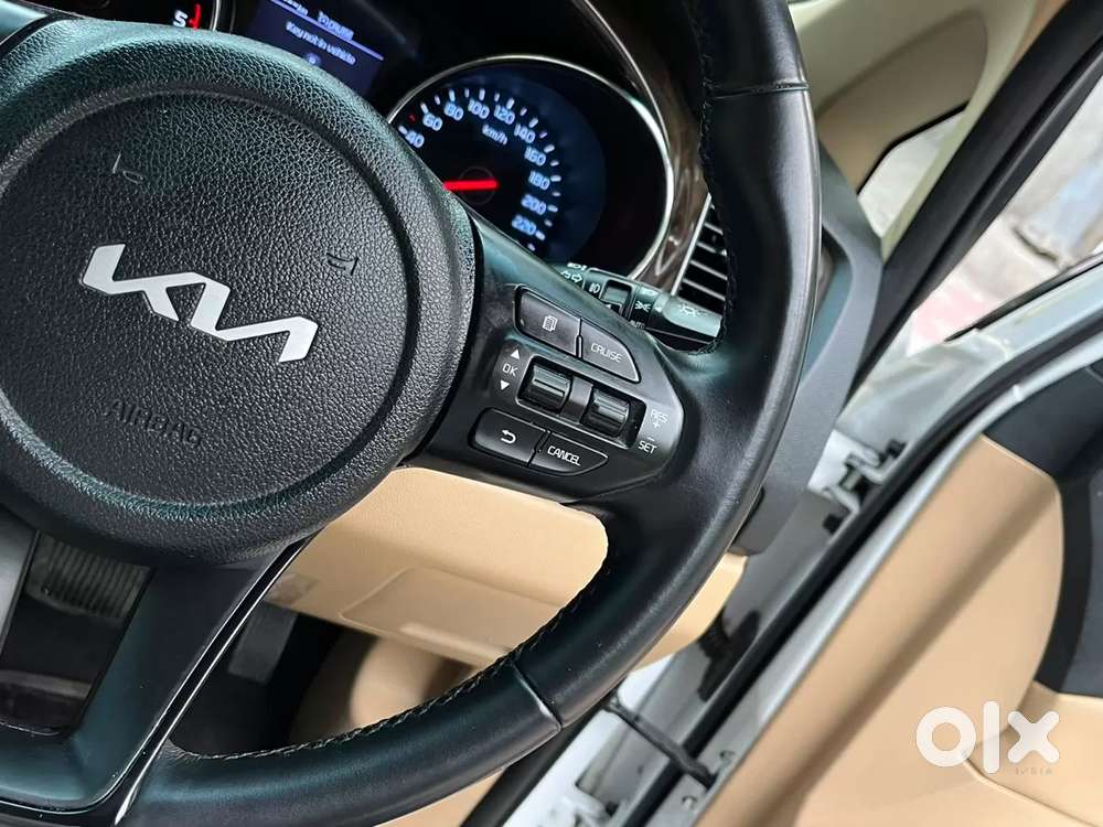 Kia Carnival, 2023, Diesel