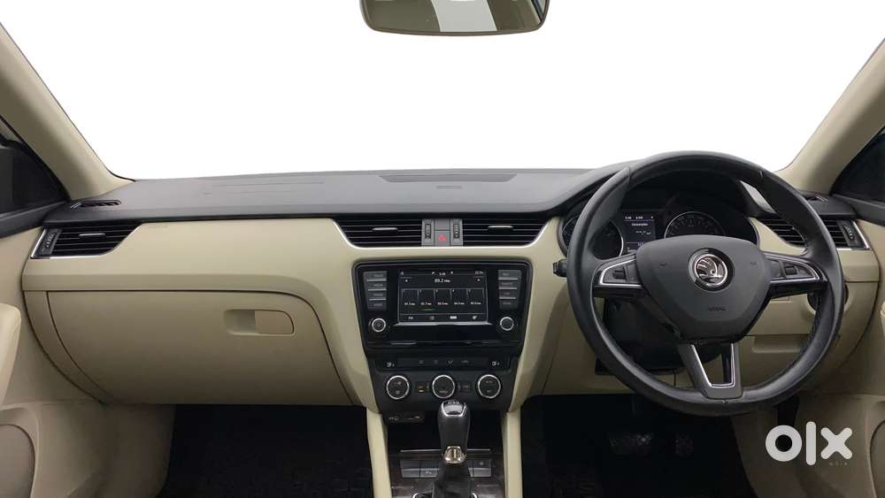 Skoda Octavia 1.8 Tsi At Style Plus, 2017, Petrol