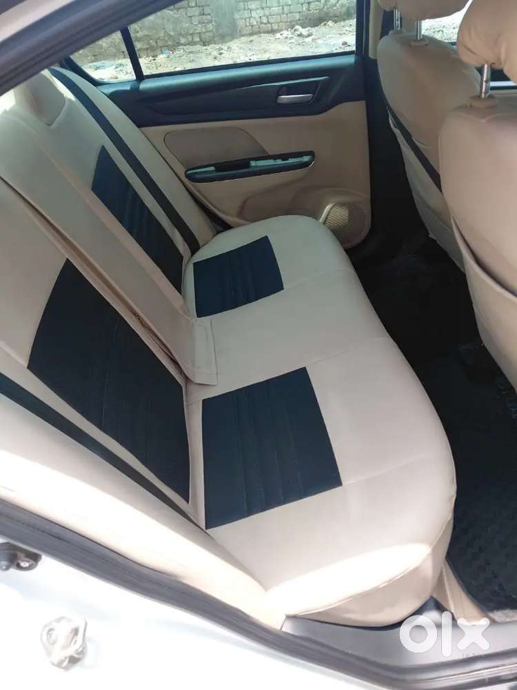 Honda Amaze 2024 Petrol 30000 Km Driven