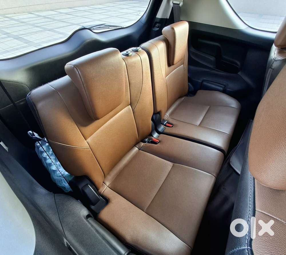 Toyota Innova Crysta 2.8z Automatic, 2017, Diesel