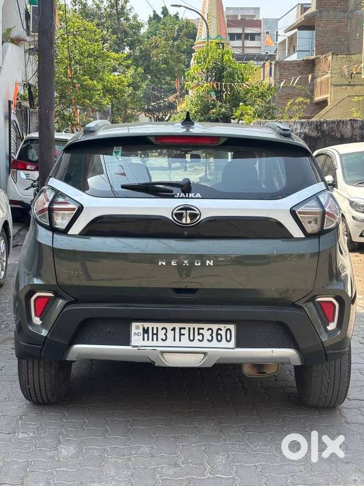 Tata Nexon, 2022, Petrol