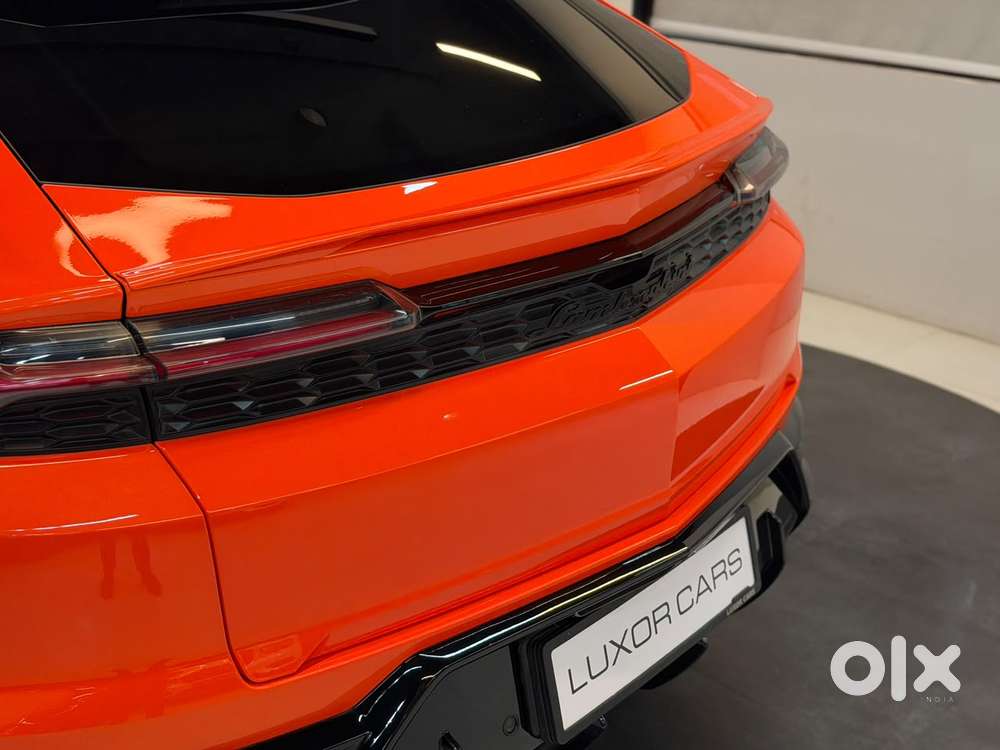 Lamborghini Urus Se, 2026, Petrol