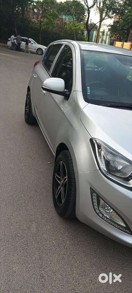 Hyundai I20 2012-2014 Sportz At 1.4, 2013, Petrol