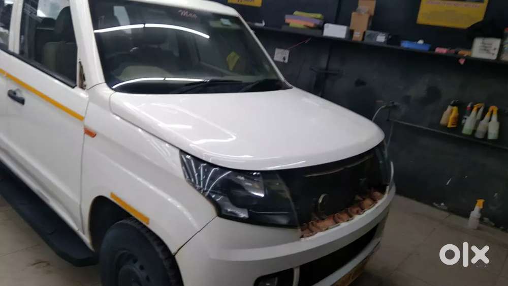 Mahindra Tuv300