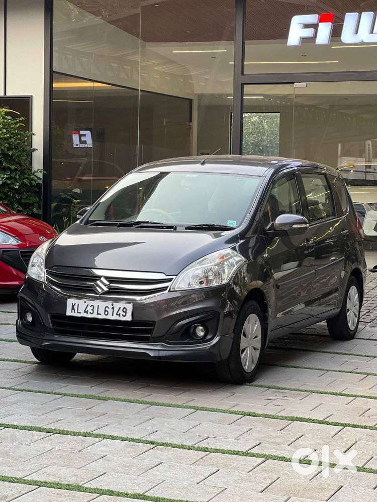 Maruti Suzuki Ertiga Vxi At Petrol, 2018, Petrol