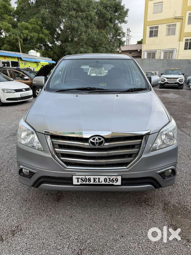 Toyota Innova 2.5 Vx 8 Str, 2015, Diesel