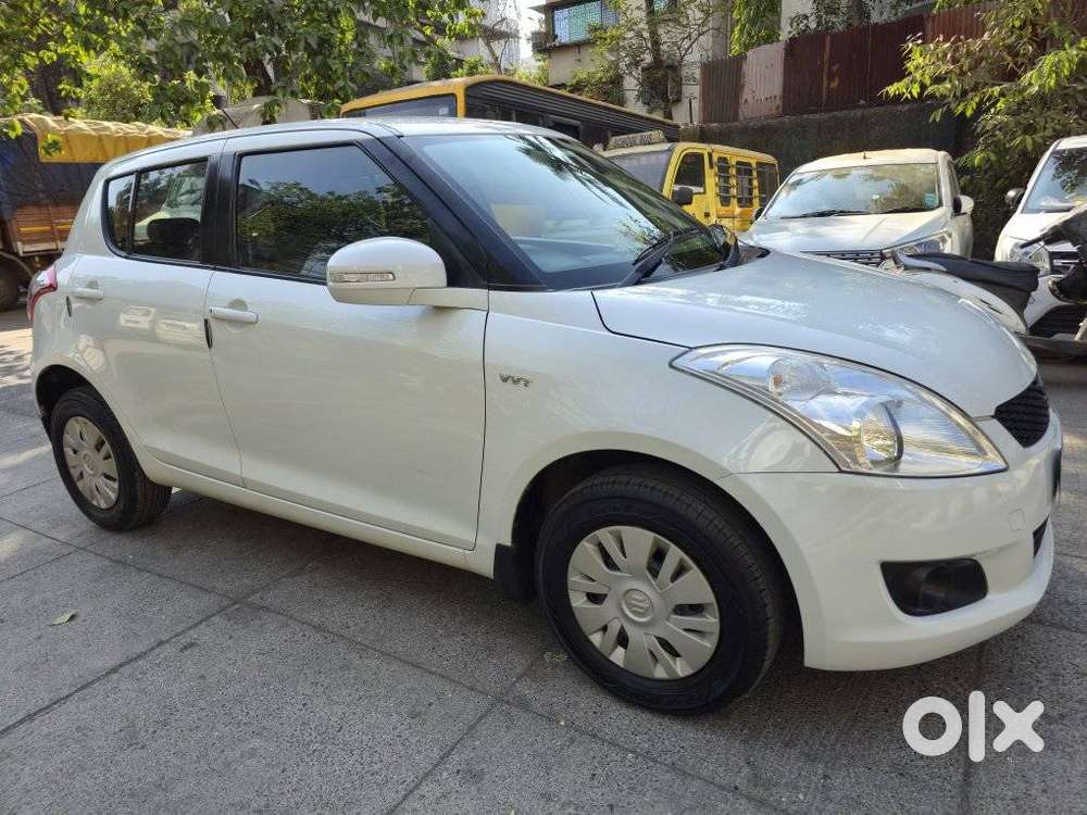 Maruti Suzuki Swift Vxi + Manual, 2012, Petrol