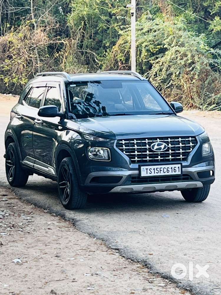 Hyundai Venue, 2021, Petrol