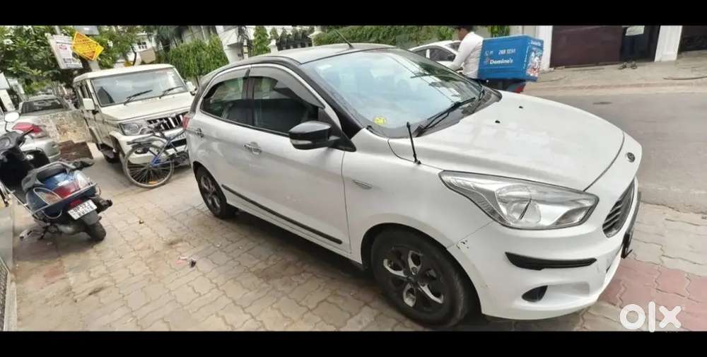 Ford Figo 2017 Petrol 102850 Km Driven Well Maintained