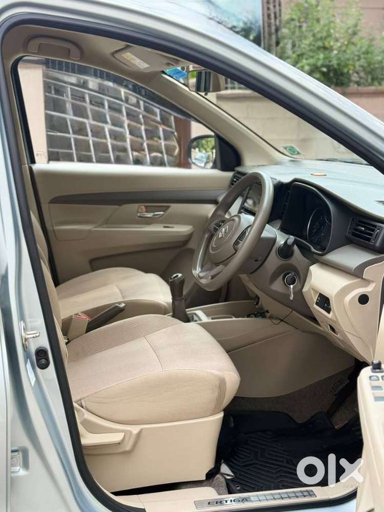 Maruti Suzuki Ertiga Vxi, 2022, Petrol