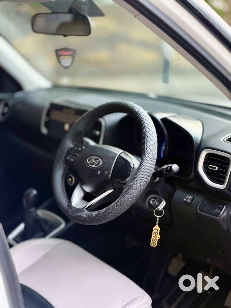 Hyundai Venue S, 2019, Cng & Hybrids