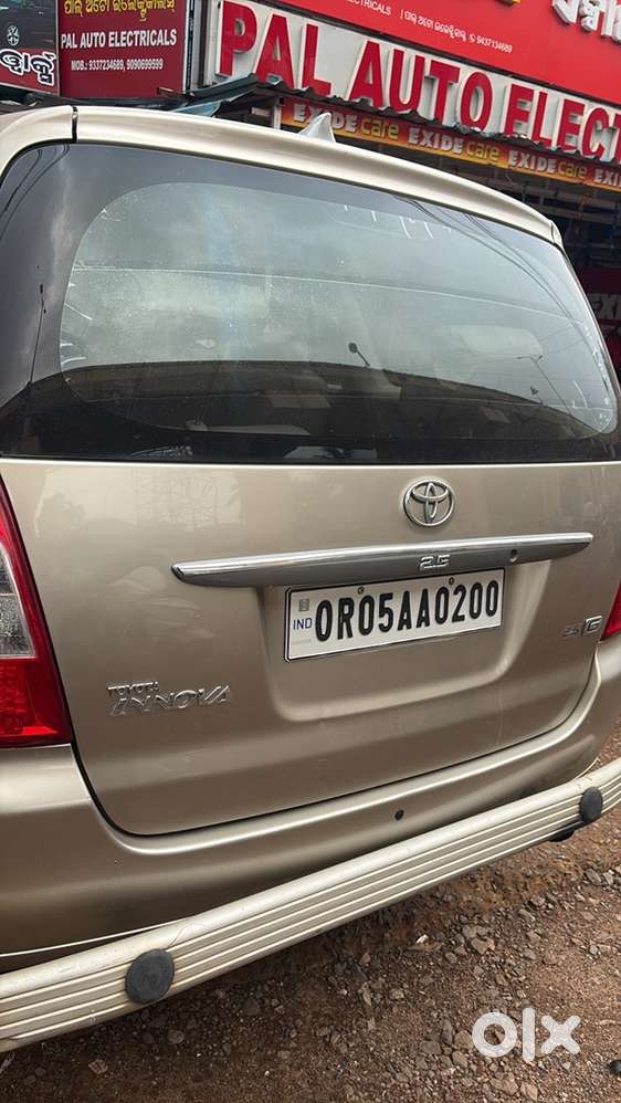 Toyota Innova 2007 Diesel 160000 Km Driven