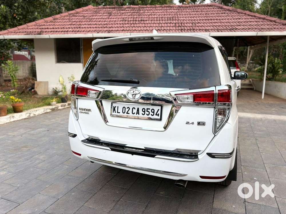 Toyota Innova Crysta 2017 Diesel 147000 Km Driven