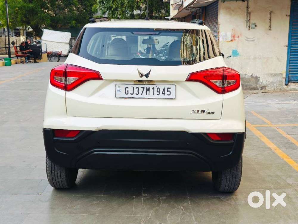 Mahindra Xuv300 W6, 2023, Petrol