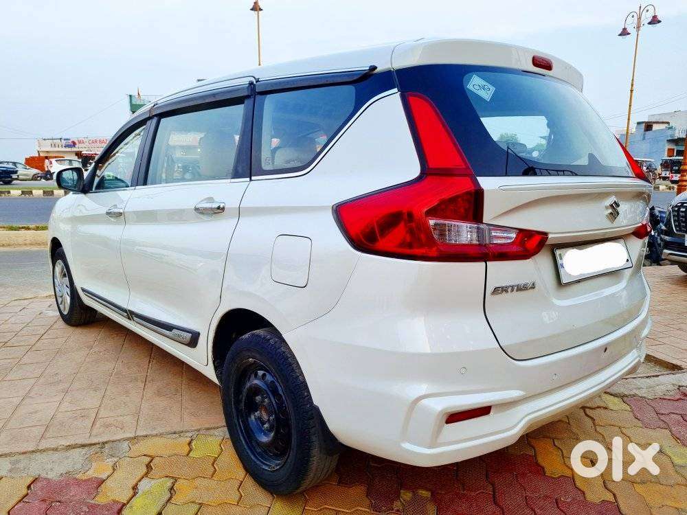 Maruti Suzuki Ertiga Vxi Cng, 2023, Petrol