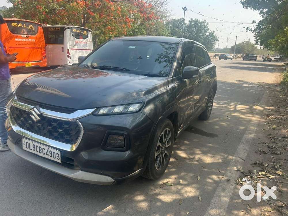 Maruti Suzuki Grand Vitara 2023 Petrol Well Maintained