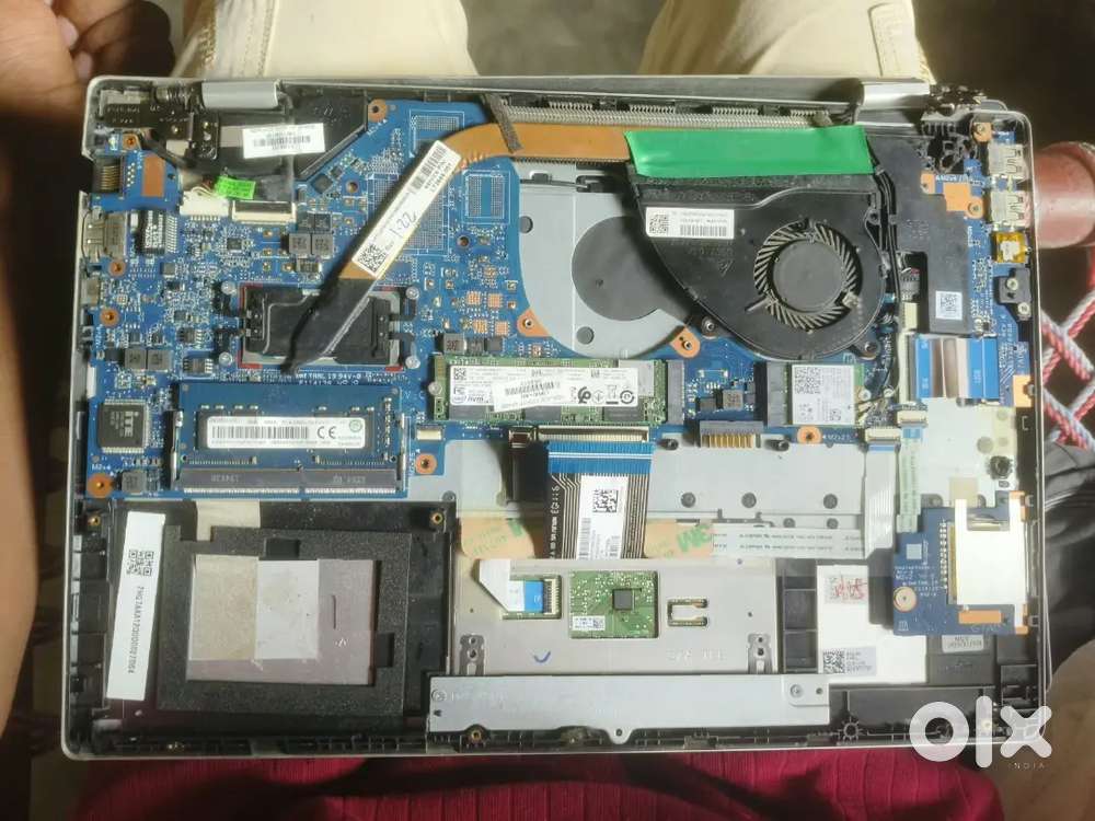 Ssd 512GB of hp and DDR4 RAM 8 GB