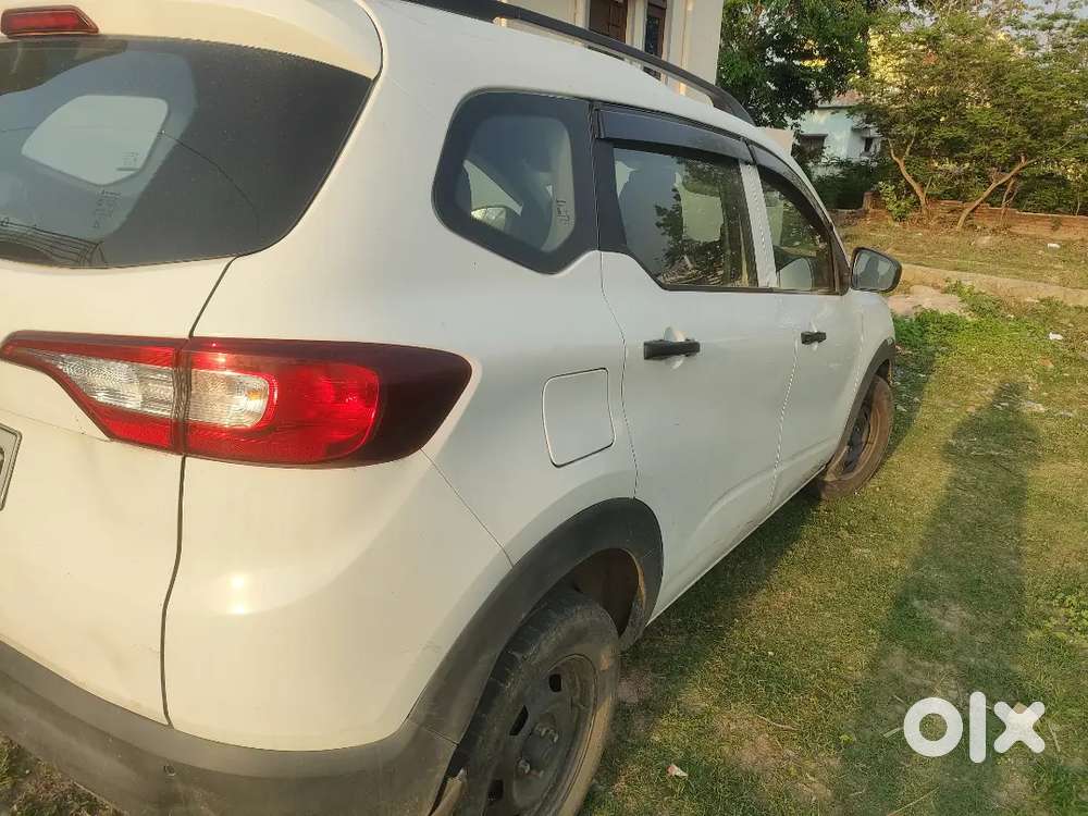 Renault Triber 2022 Petrol Well Maintained