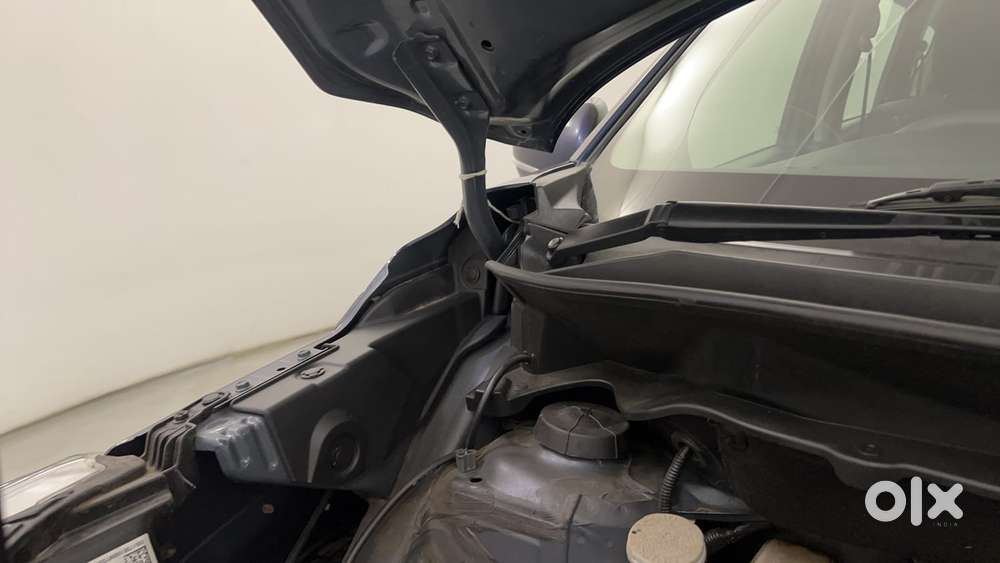 Maruti Suzuki Xl6 1.5 Alpha Plus At, 2025, Petrol