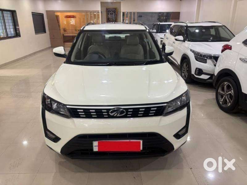 Mahindra Xuv300 W6, 2021, Petrol