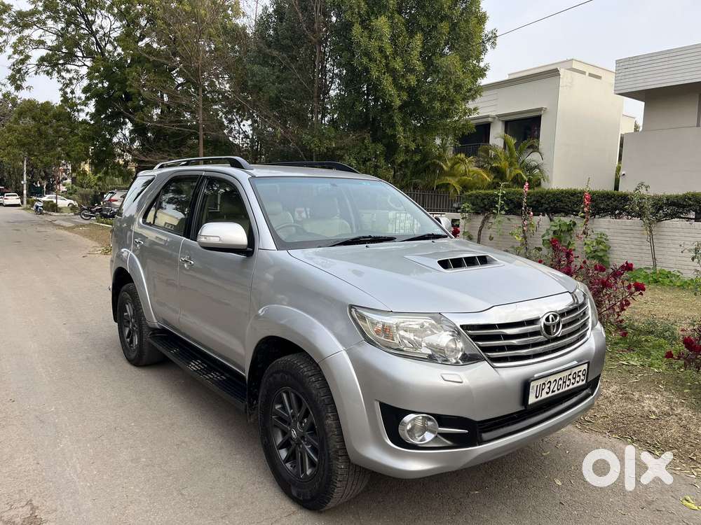 Toyota Fortuner 2011-2016 4x2 Manual, 2015, Diesel