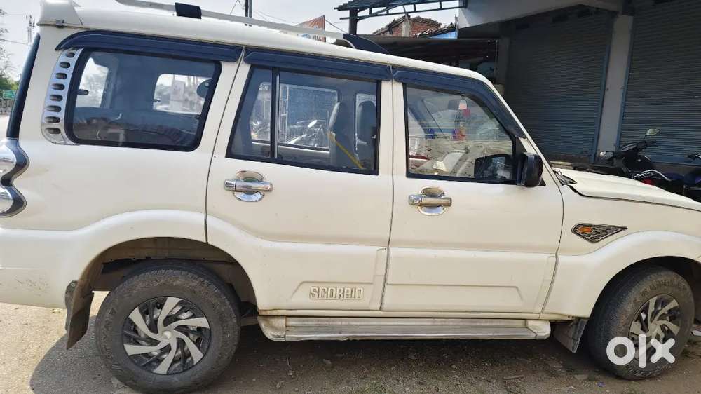 Mahindra Scorpio Diesel 2015