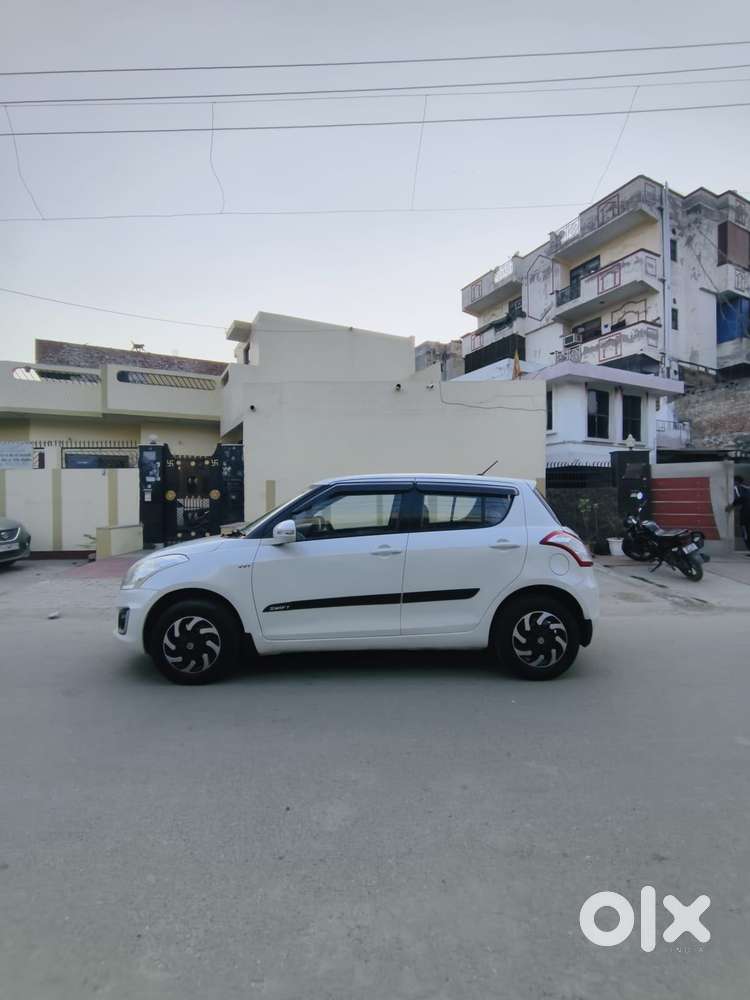 Maruti Suzuki Swift 1.2 Vxi (o), 2016, Petrol