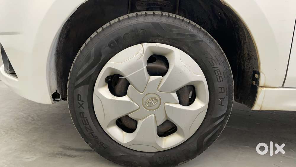 Tata Tiago 1.2 Revotron Xt, 2018, Petrol