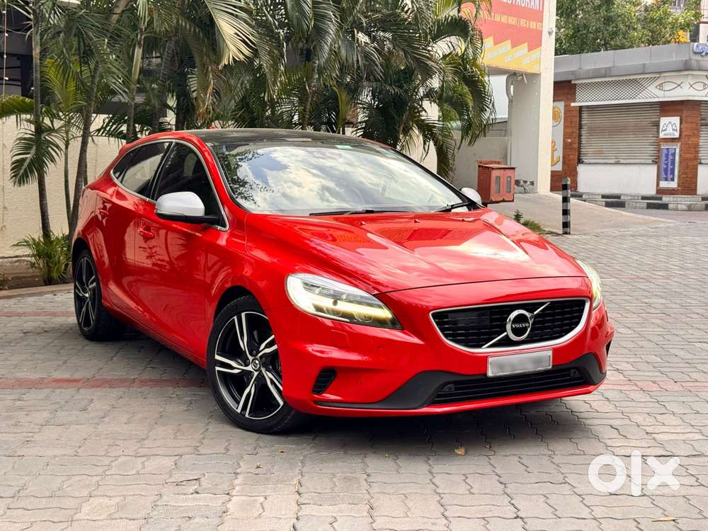 Volvo V40 D3 R Design, 2019, Diesel